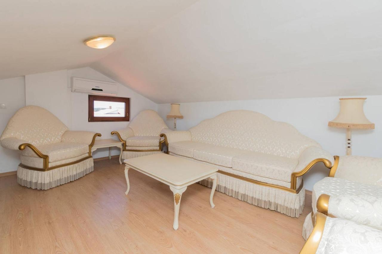 Rooms & Apartments Hegic زادار المظهر الخارجي الصورة