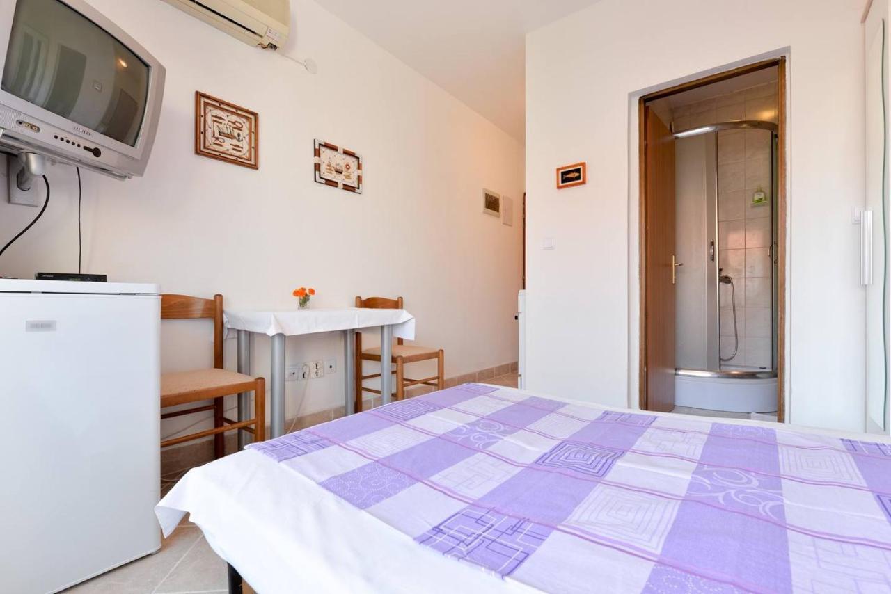 Rooms & Apartments Hegic زادار المظهر الخارجي الصورة