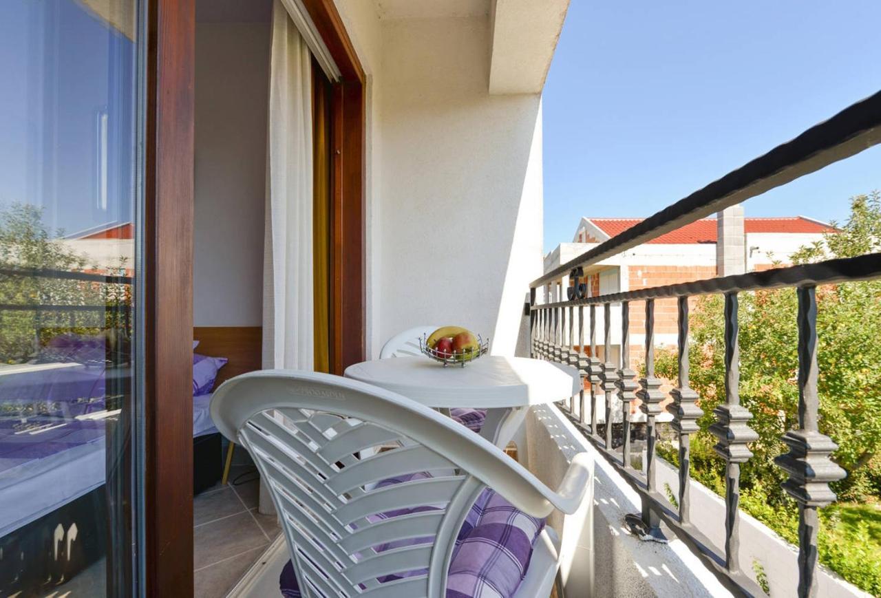 Rooms & Apartments Hegic زادار المظهر الخارجي الصورة