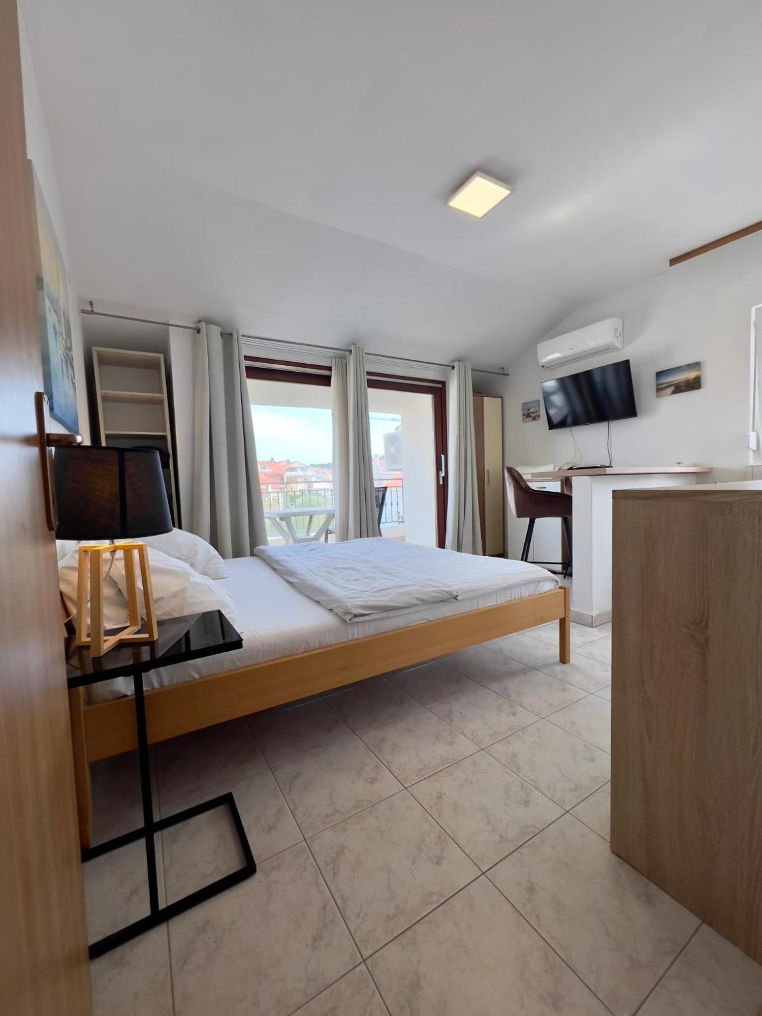 Rooms & Apartments Hegic زادار المظهر الخارجي الصورة