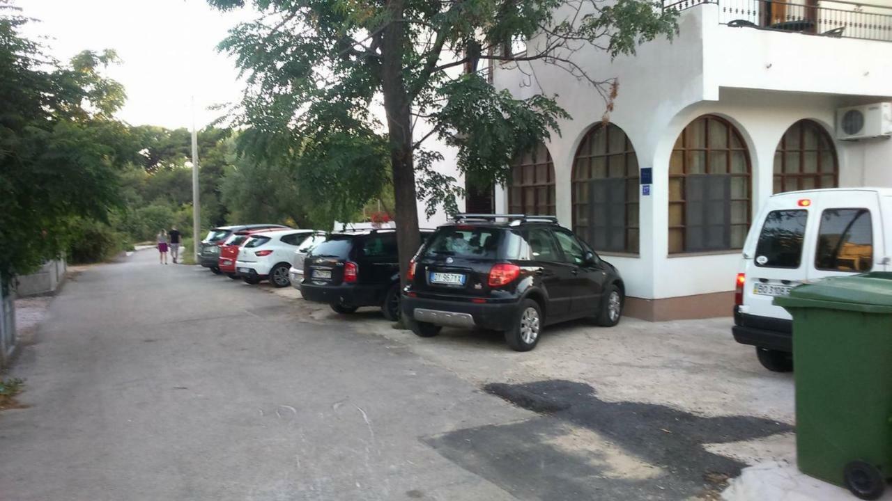 Rooms & Apartments Hegic زادار المظهر الخارجي الصورة