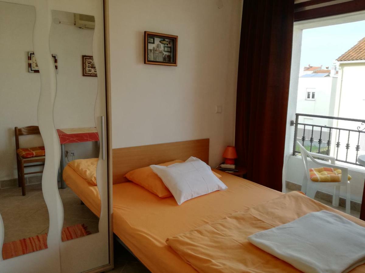 Rooms & Apartments Hegic زادار المظهر الخارجي الصورة
