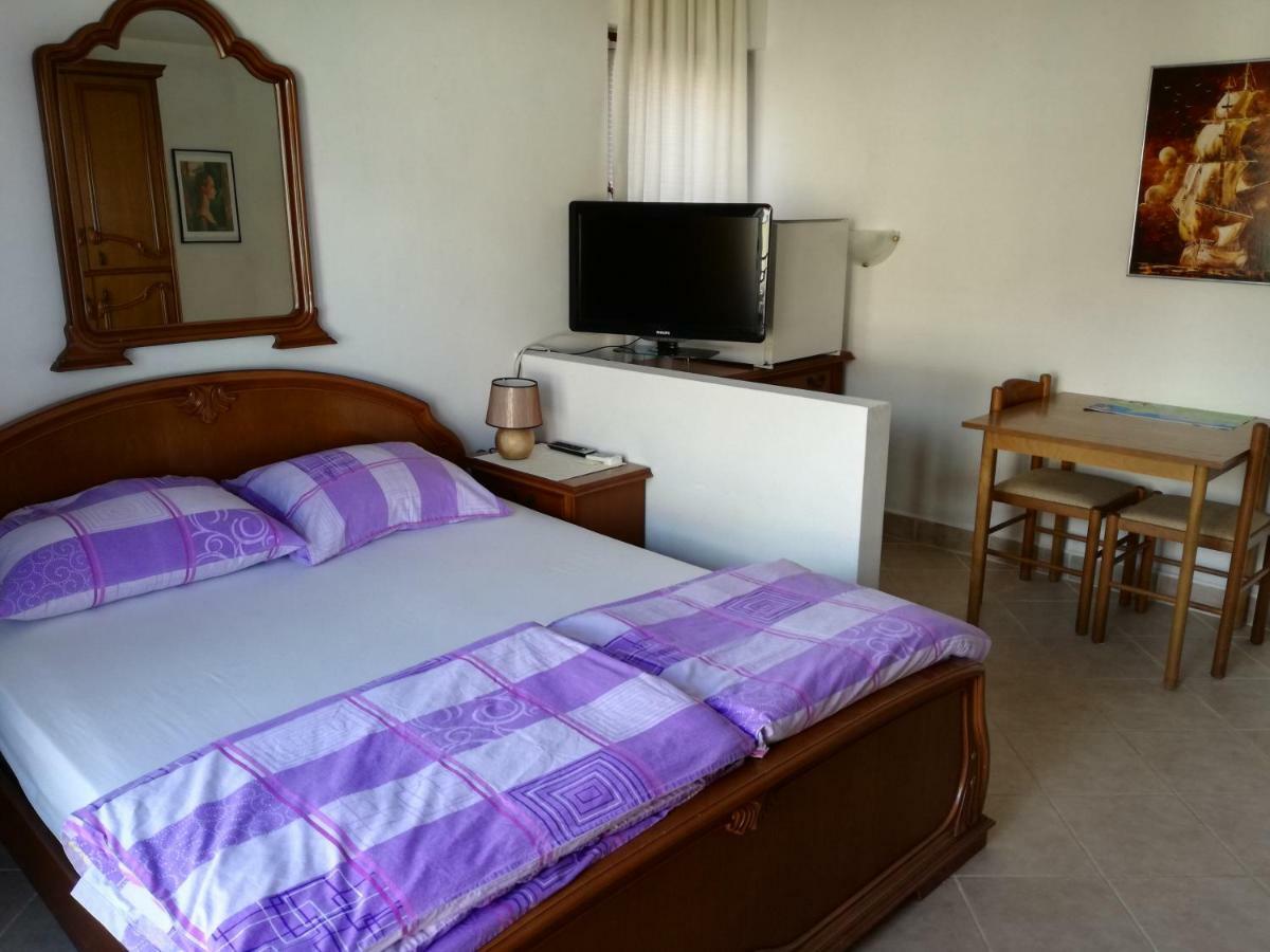 Rooms & Apartments Hegic زادار المظهر الخارجي الصورة