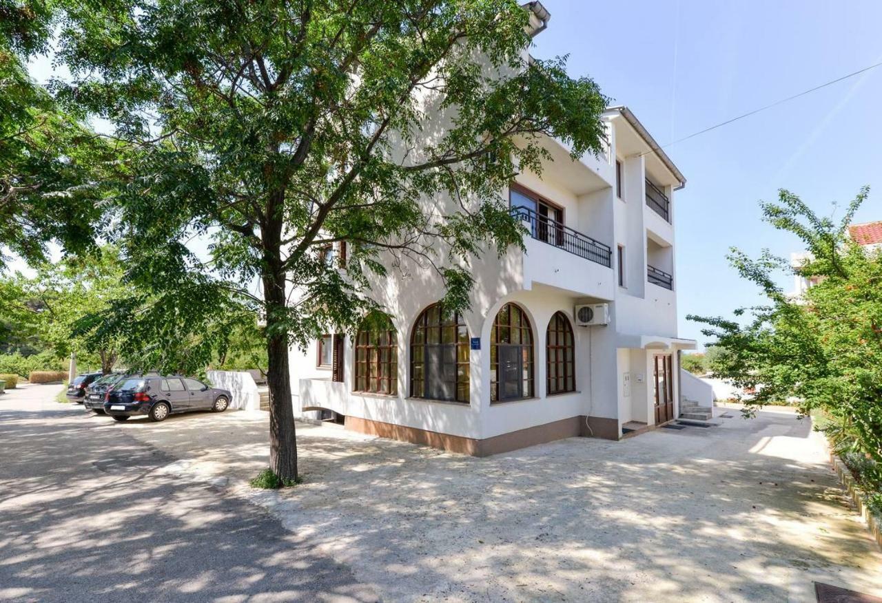 Rooms & Apartments Hegic زادار المظهر الخارجي الصورة